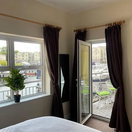 Centrally Located On Shannon Shore Side Carrick on Shannon