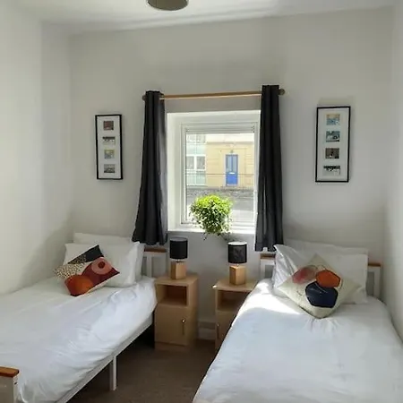 Apartamento Centrally Located On Shannon Shore Side