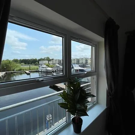 Centrally Located On Shannon Shore Side *